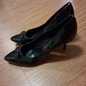 NAF NAF Glossy Black Heels with Bow